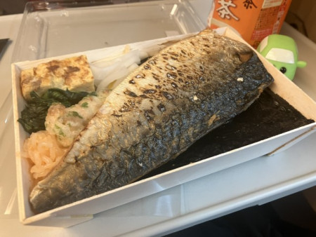 サバがめっちゃでかいし脂が乗っててすごいおいしかった