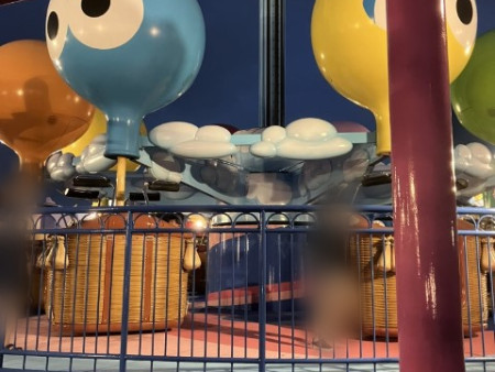 セサミストリートエリアにあった空中コーヒーカップ