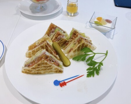 ローストビーフサンドウィッチ