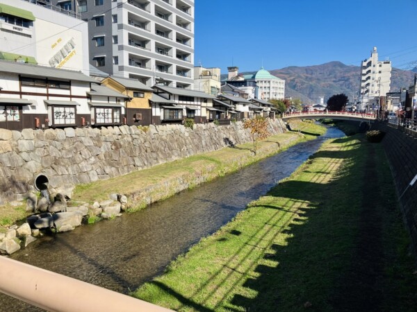 川がきれいでビビった